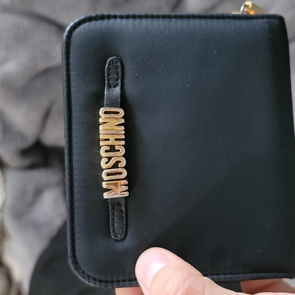 Moschino Redwall vintage black drawstring purse and matching wallet - Picture 4 of 16